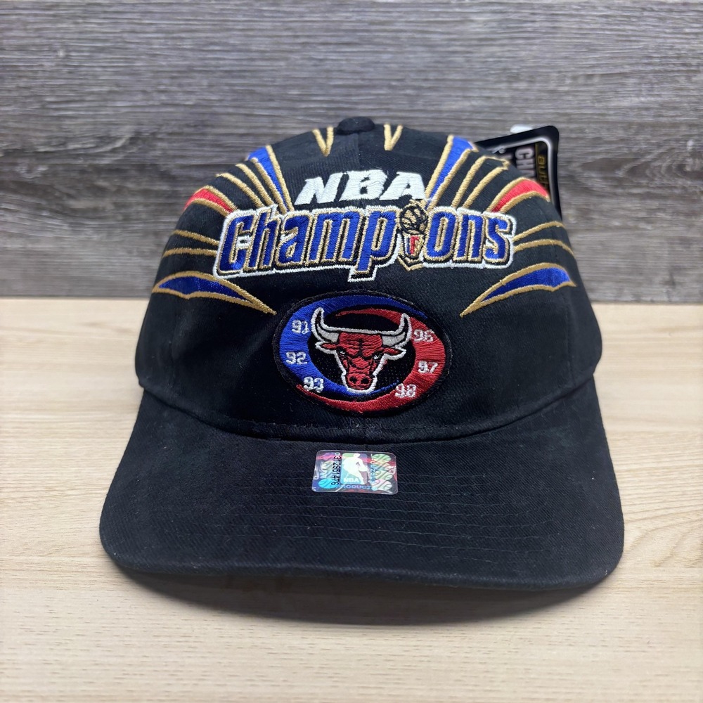 Vintage Chicago Bulls Hat Cap Snap Back Black NBA Basketball Starter 90s NWT